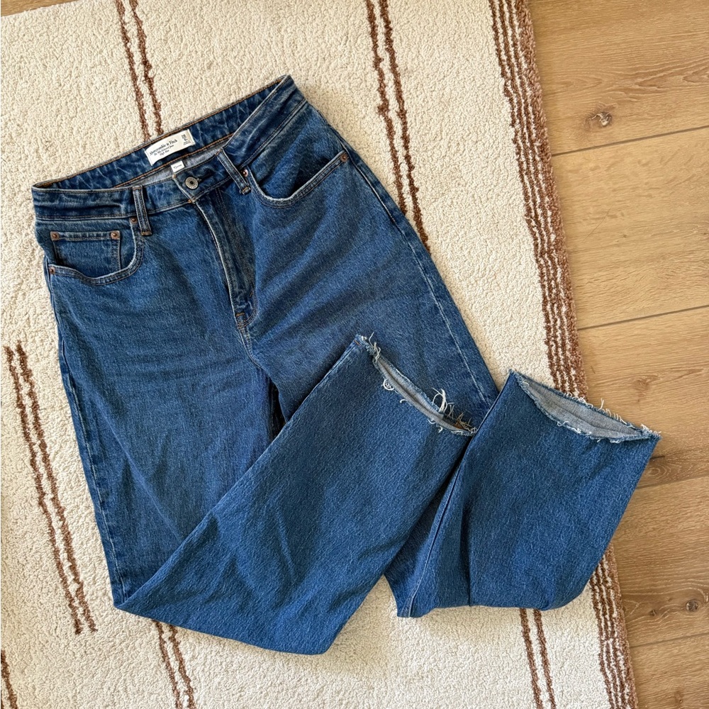 Abercrombie & Fitch 90s Relaxed High Rise Jeans